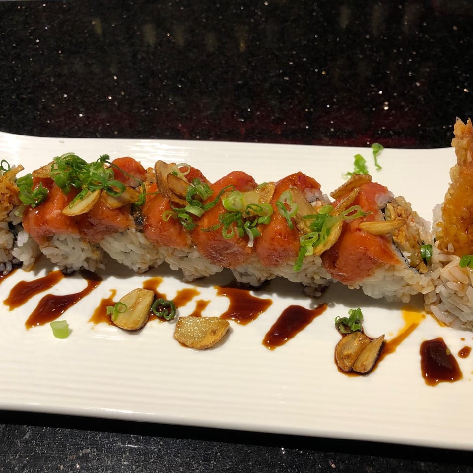 Delicious Tuna Roll Experience