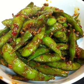 Spicy Edamame w/ Garlic