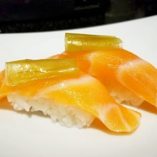 Salmon Sushi w/ Sweet Seaweed